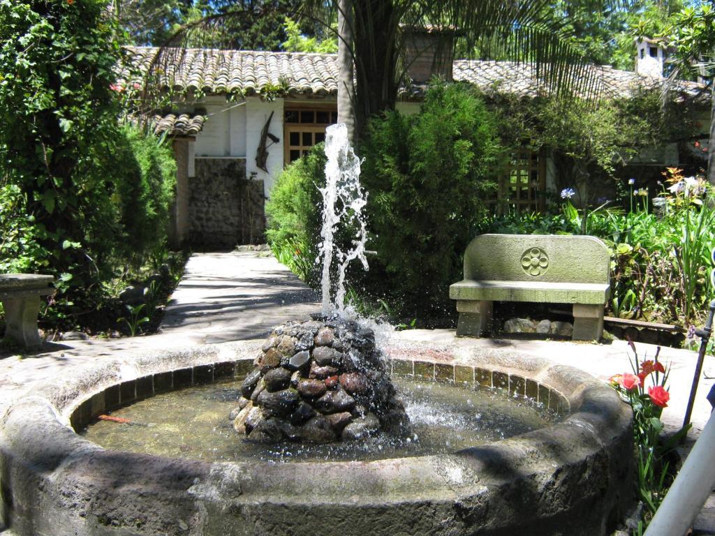 ホテル Hacienda La Carriona Sangolquí エクステリア 写真
