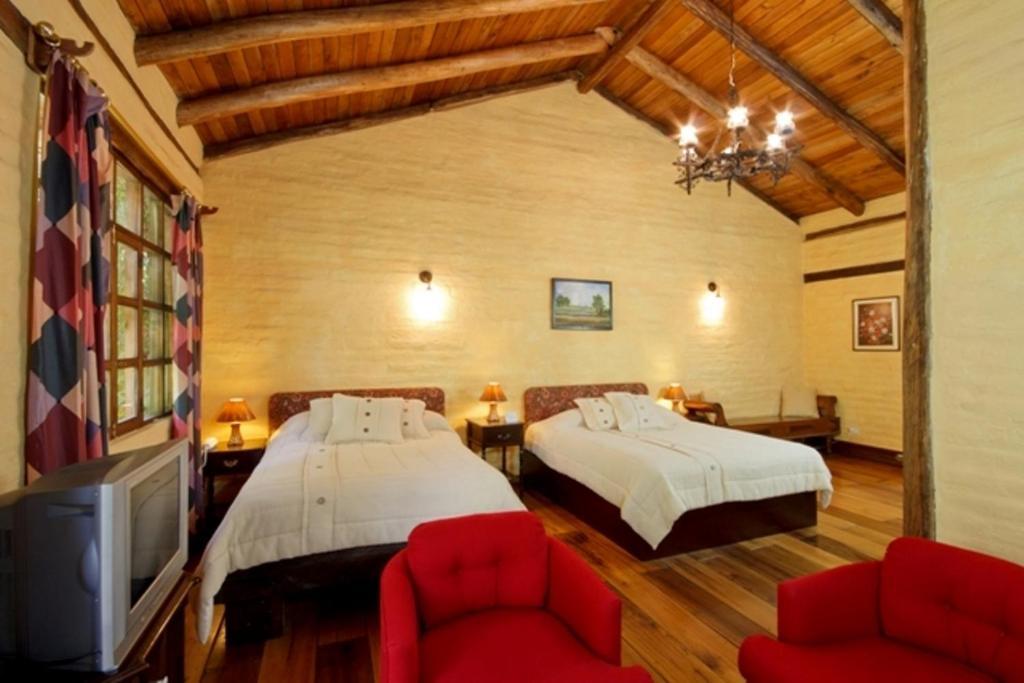 ホテル Hacienda La Carriona Sangolquí エクステリア 写真