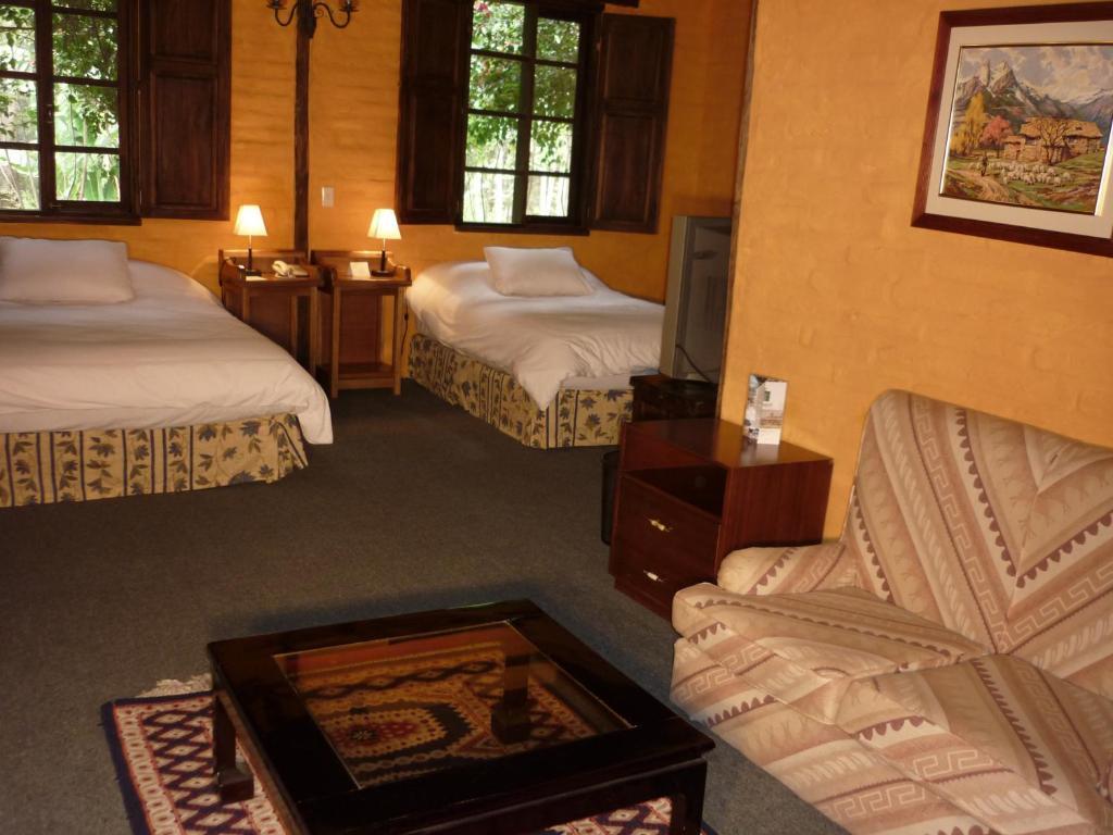 ホテル Hacienda La Carriona Sangolquí エクステリア 写真